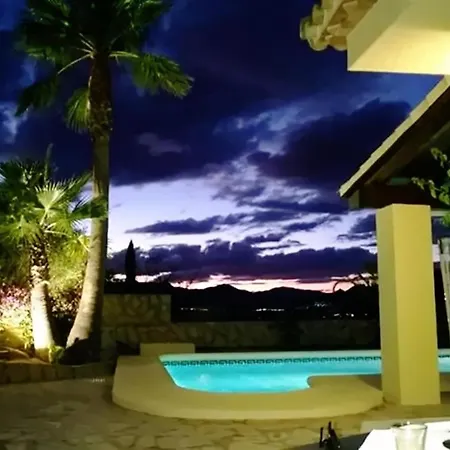 La Sella Villa